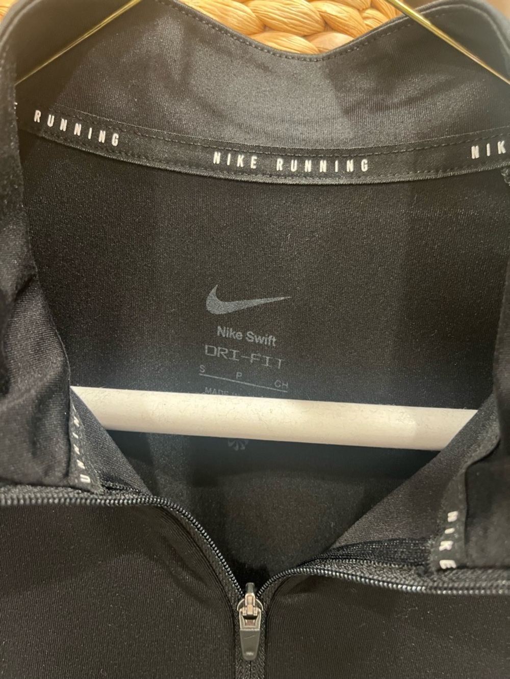 Nike Black womens Quarter-Zip Performance Top - Picture 2 of 5